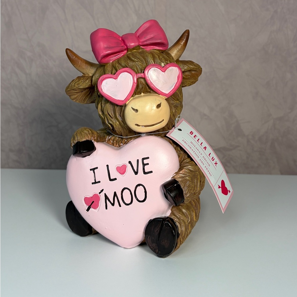 Bella Luxx Cow with Pink Heart Glasses “I Love Moo”